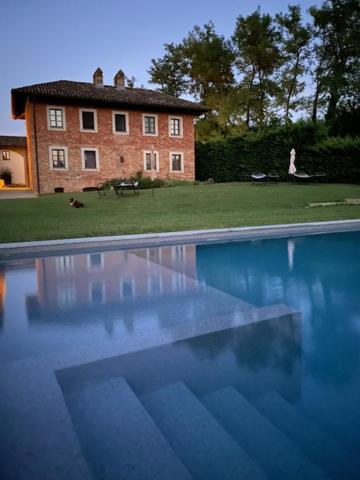 B&B Cascina Gaione Via Gallina,18B 12052 Neive Cn Bagian luar foto