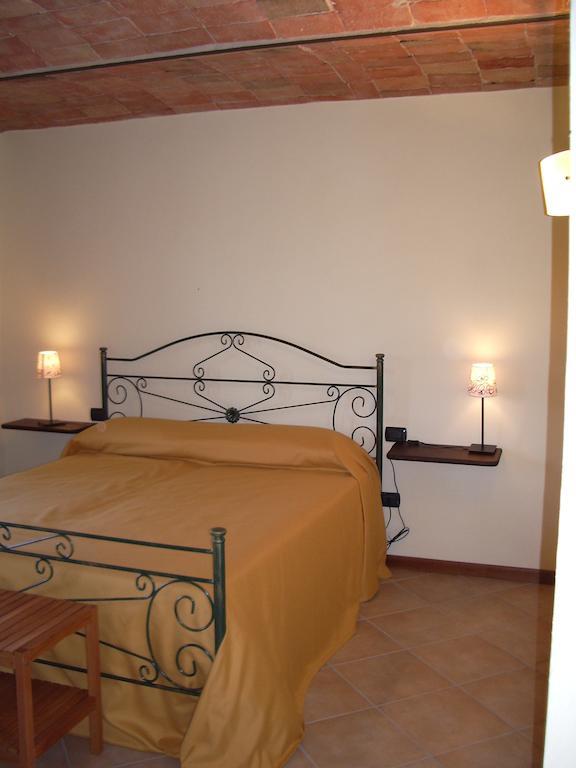 B&B Cascina Gaione Via Gallina,18B 12052 Neive Cn Ruang foto