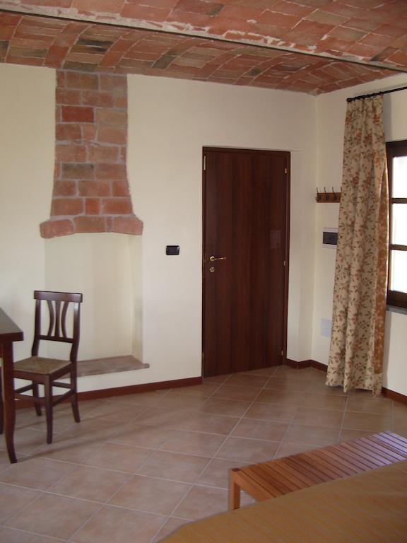 B&B Cascina Gaione Via Gallina,18B 12052 Neive Cn Ruang foto